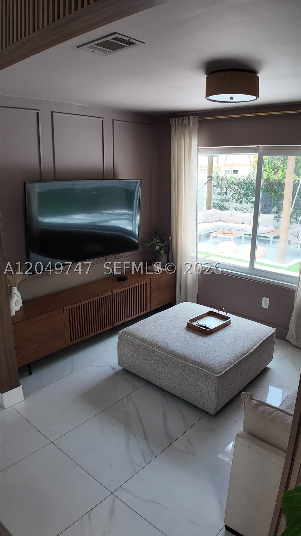 14605 SW 142nd Pl – photo 3