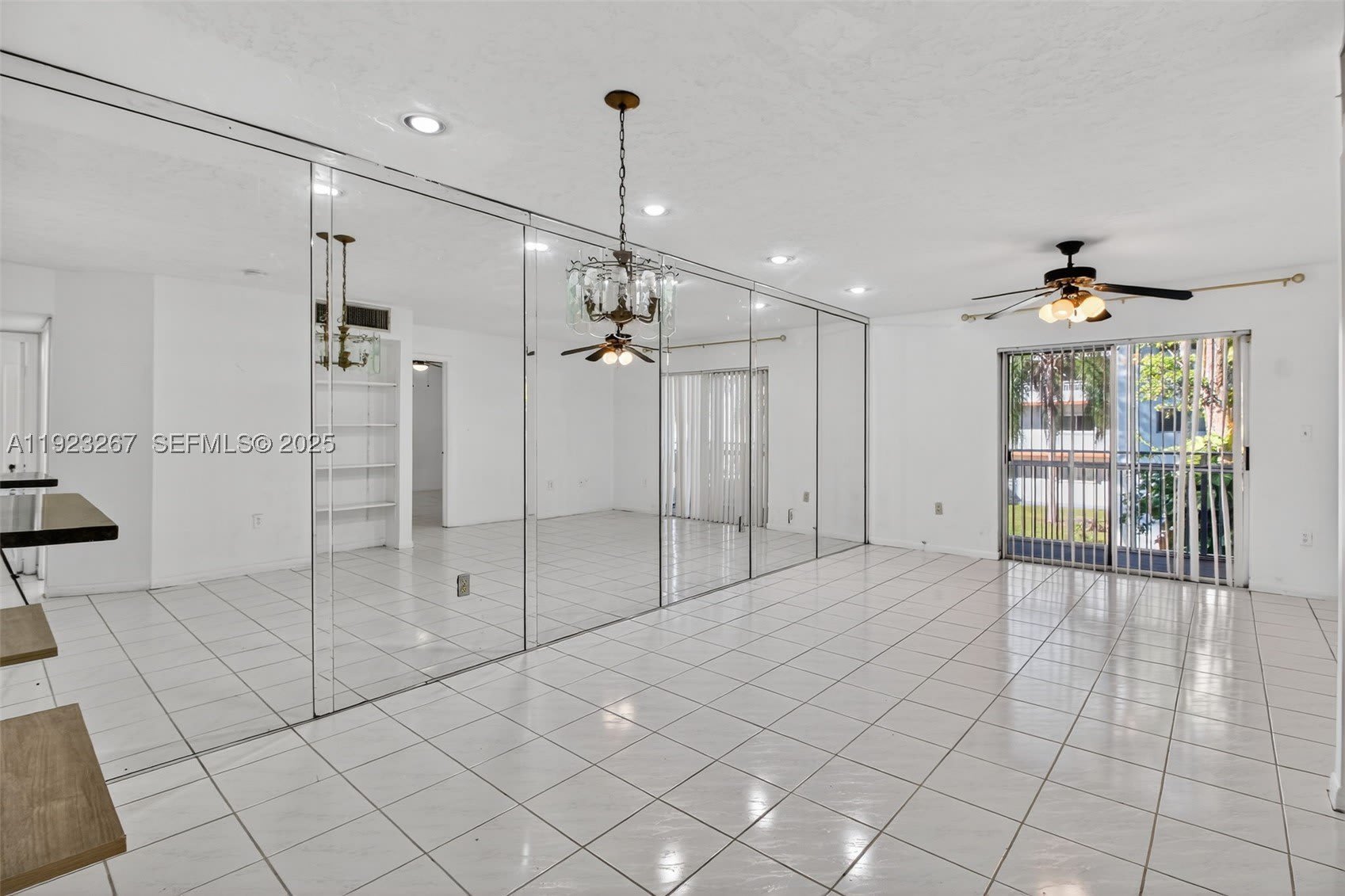 11309 SW 200th St – photo 5