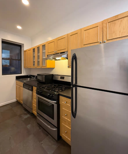 20 E 91st St – photo 4