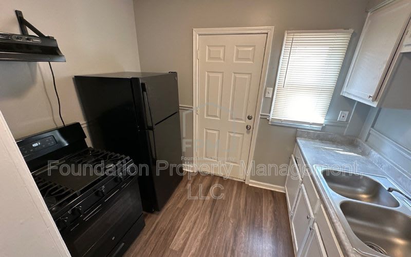 3025 Gulf Avenue – photo 4