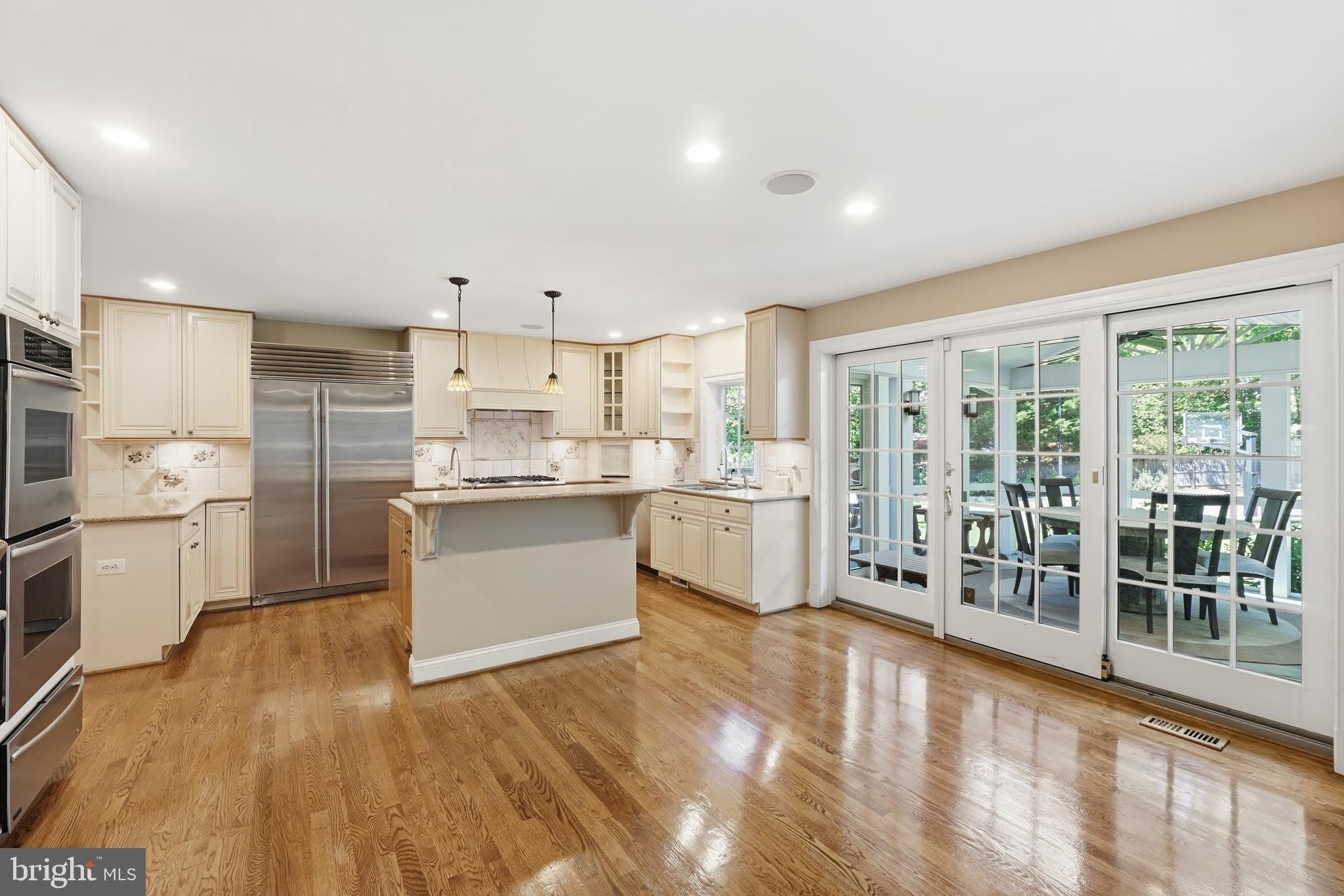 9904 Hall Road – photo 5