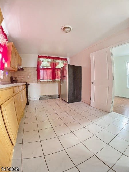 54 Gates Ave – photo 2
