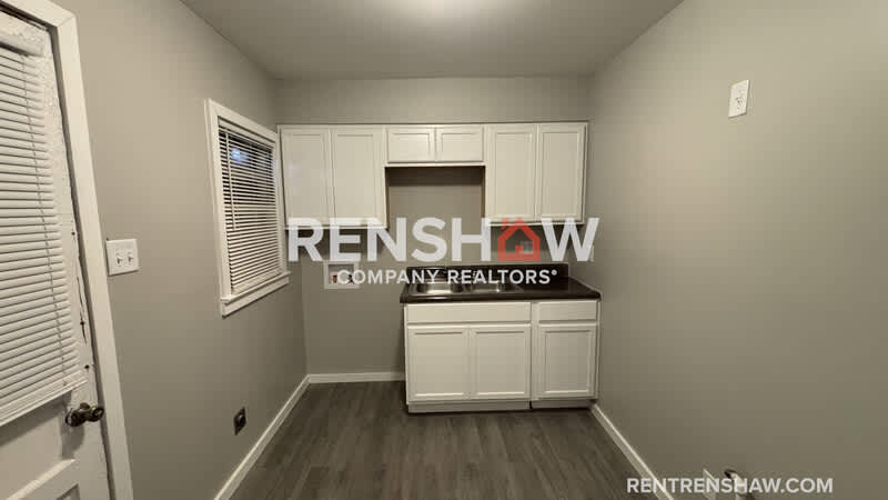 1599 Hope St – photo 3