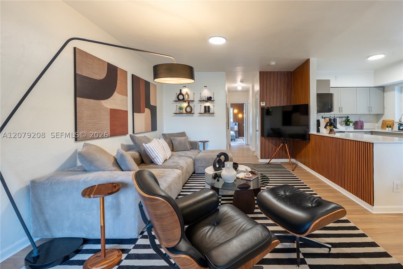 1317 NE 116th St – photo 2