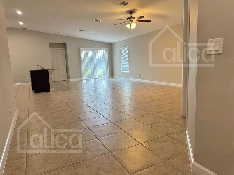 735 Gelaso St Sw – photo 4