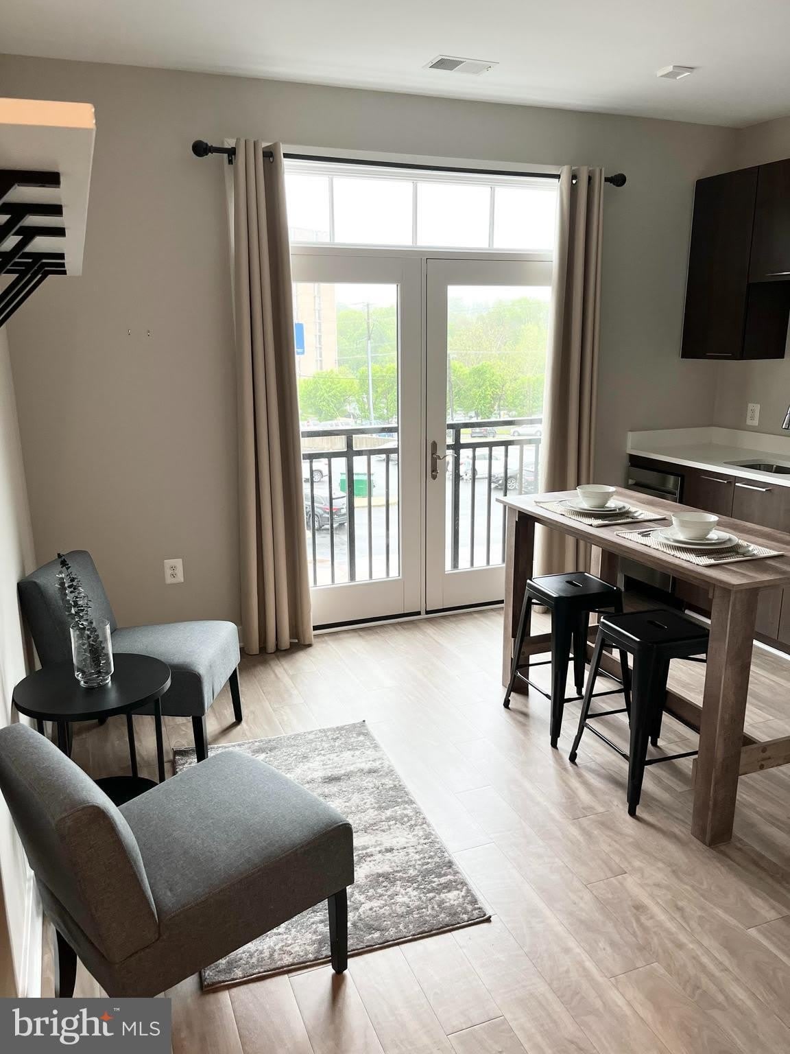 989 S BUCHANAN Street – photo 4
