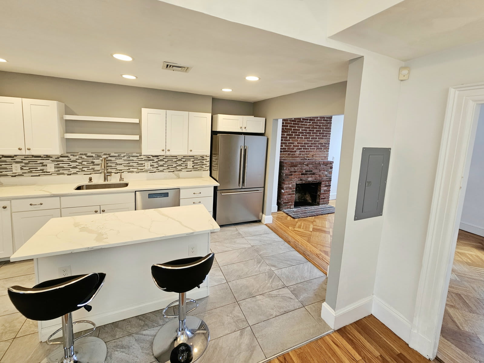 1714 Beacon Street – photo 2