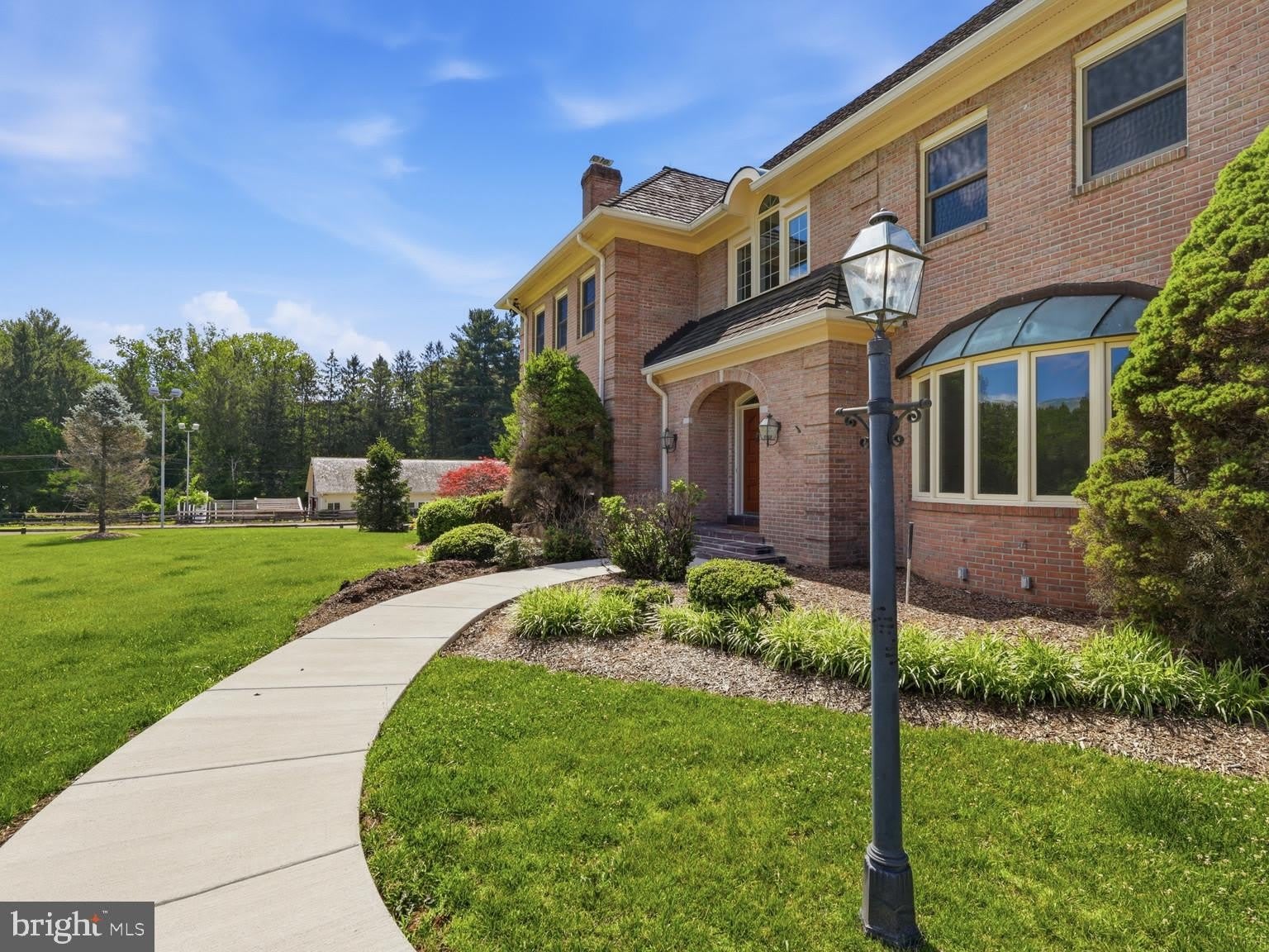 1051 KELSO Road – photo 2