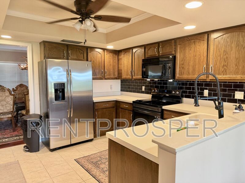 1739 Lake Marion Dr – photo 4