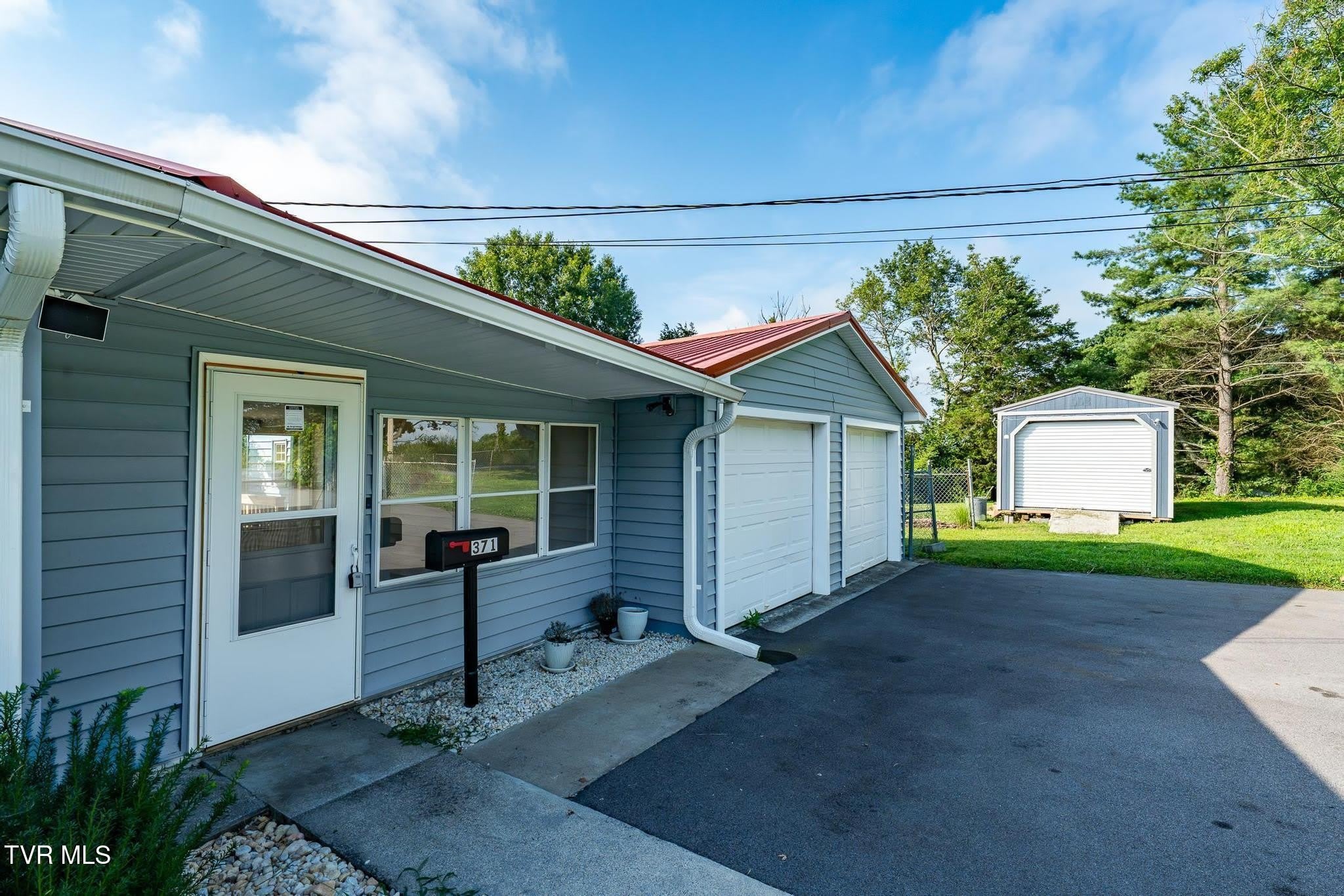 371 Oak Hill Circle – photo 4