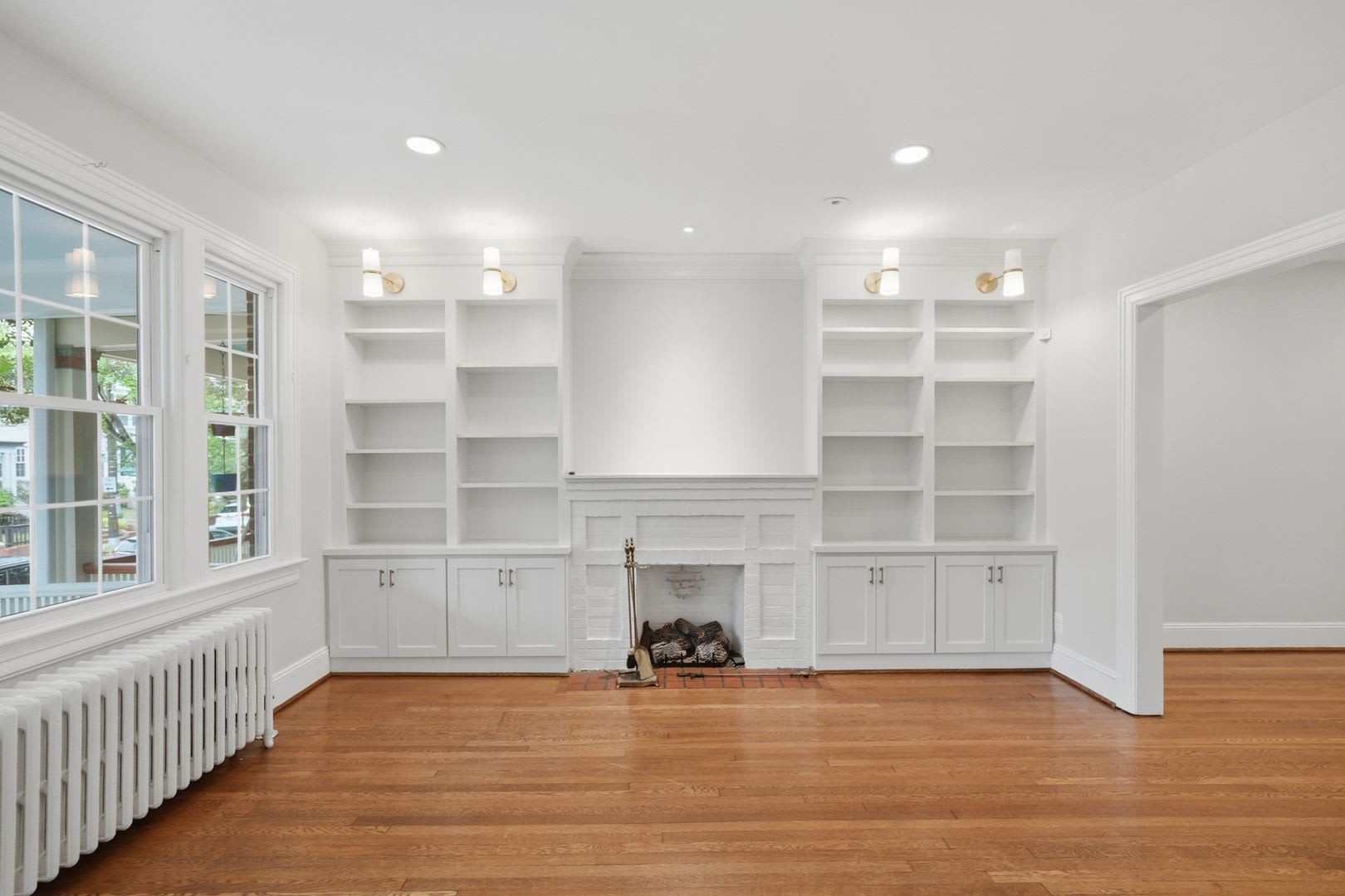 Glover Park Townhome – photo 2