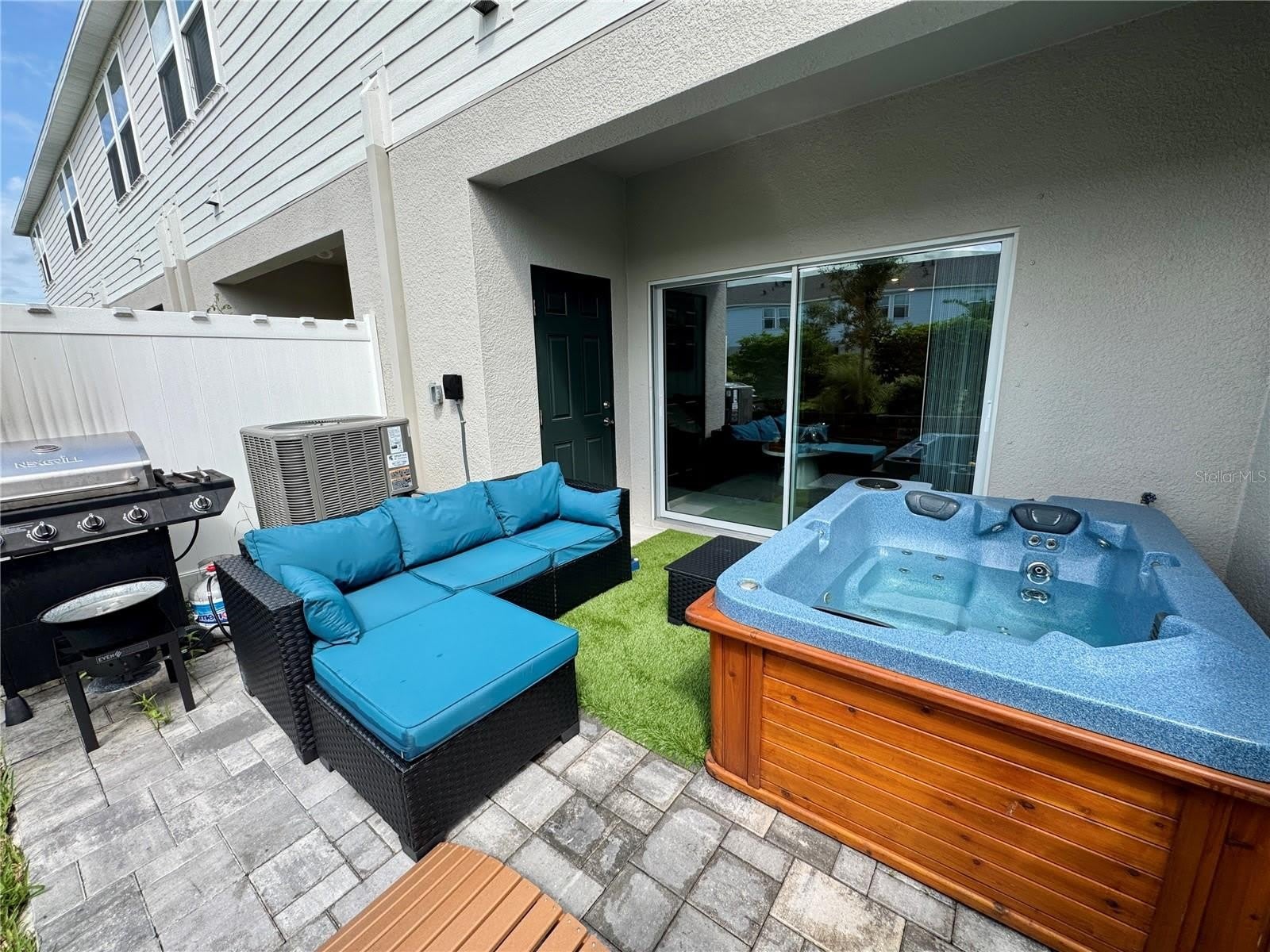 8952 DAYBREAK Street – photo 2