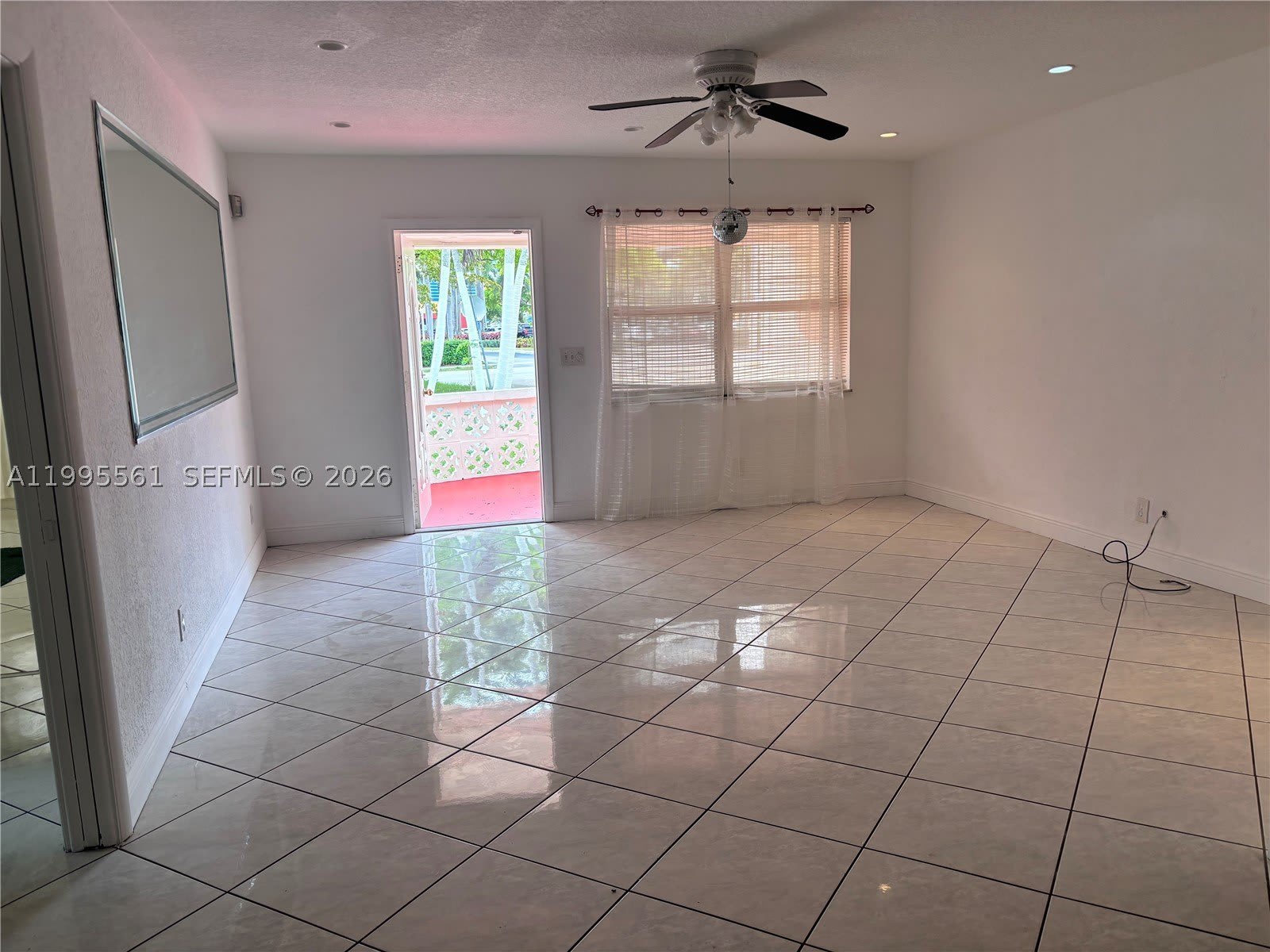 839 S Highland Dr – photo 5