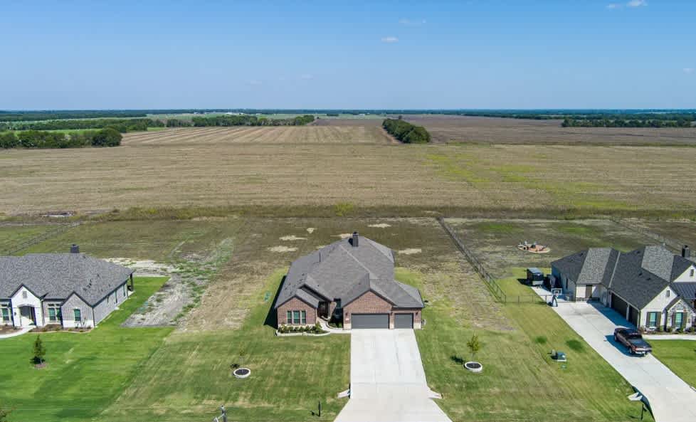 8701 Co Rd 502 – photo 2