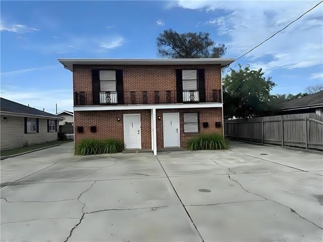 1629 FERONIA Street – photo 2