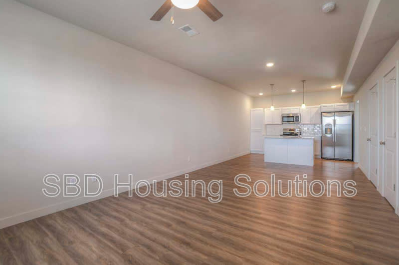 12429 S Parkwood Ln – photo 4