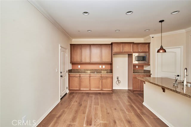 2793 East Pacific Court – photo 4