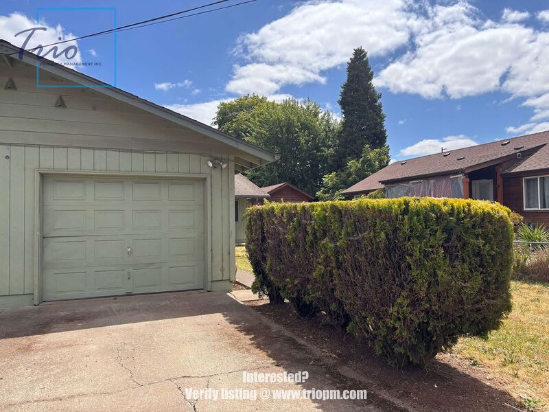 490 Macy Street – photo 2