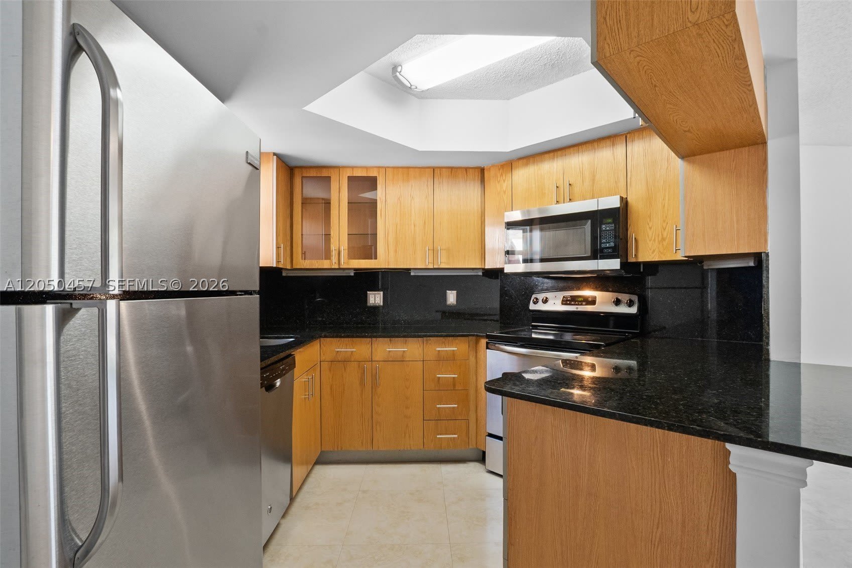 8373 Lake Dr – photo 3