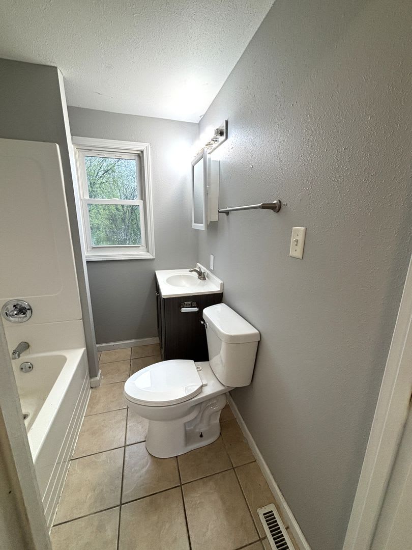 Rent Recently Reduced 2 Bedroom Townhome With Walk Out Basement For Rent In Waterloo – photo 5
