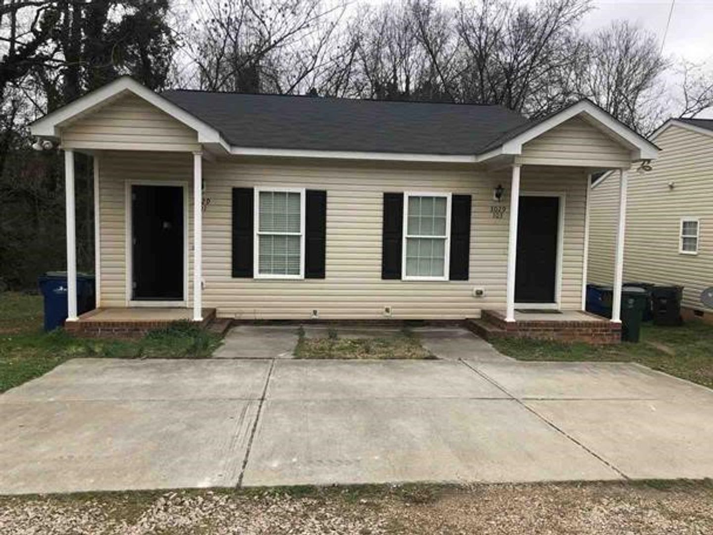 Nice 1 bed/1 bath duplex minutes from downtown Raleigh – photo 1
