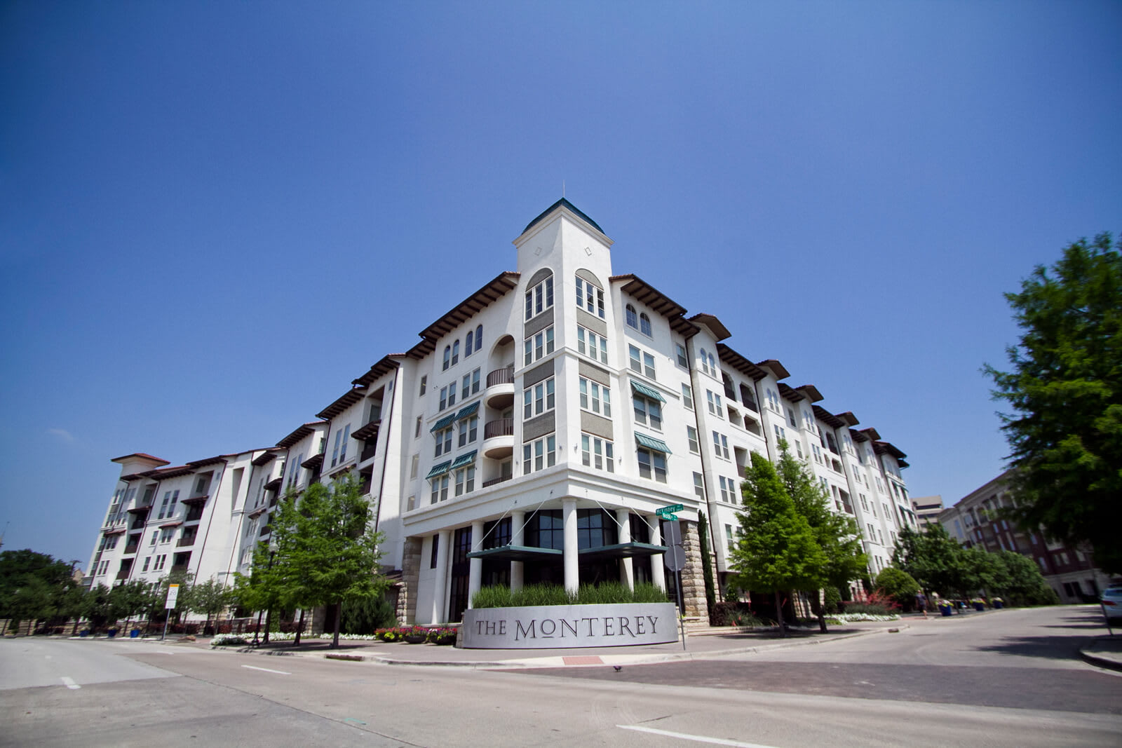 The Monterey by Windsor – photo 1