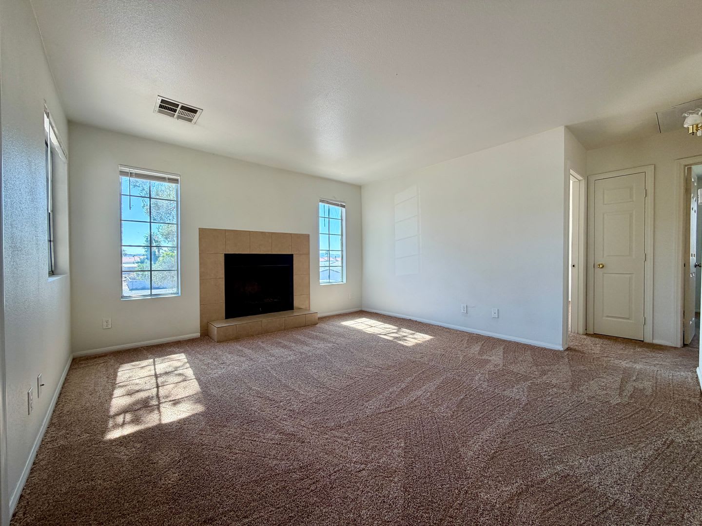 Gated Community 2 Bedroom Condo In Se Las Vegas – photo 5