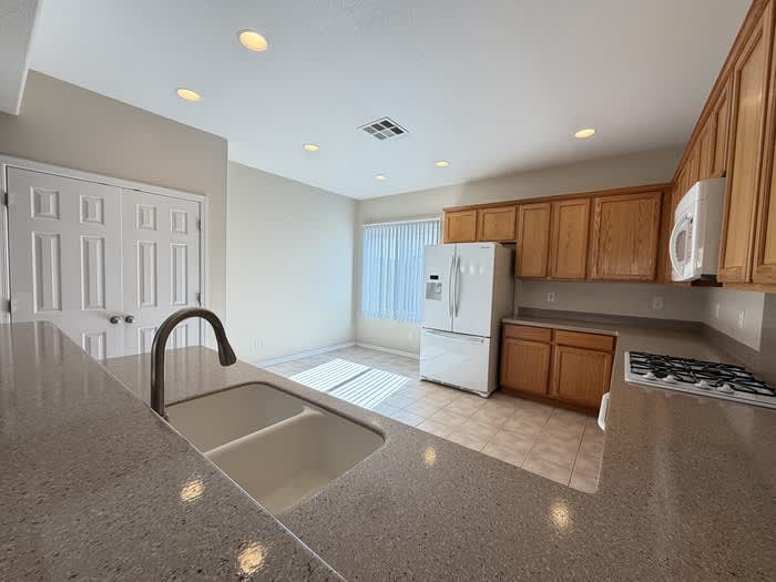 2928 Pitgaveny Avenue – photo 4