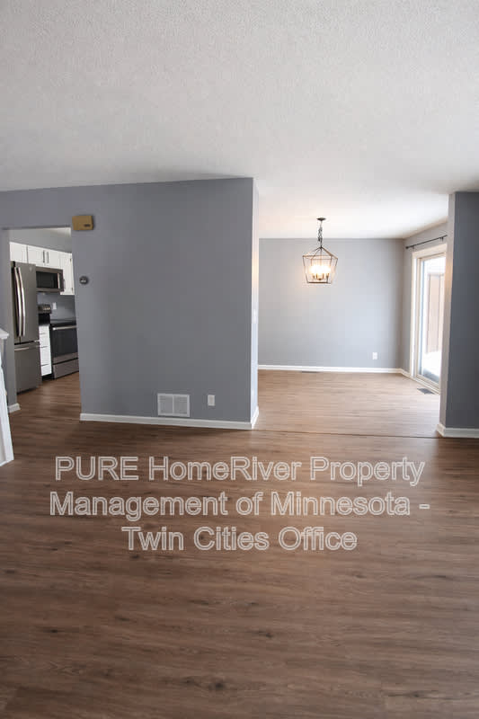 2500 Woodbridge St – photo 4