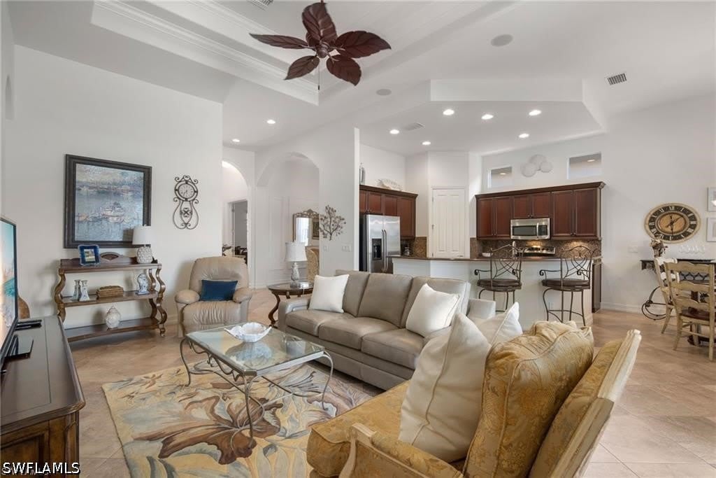 6476 Caldecott Drive – photo 4