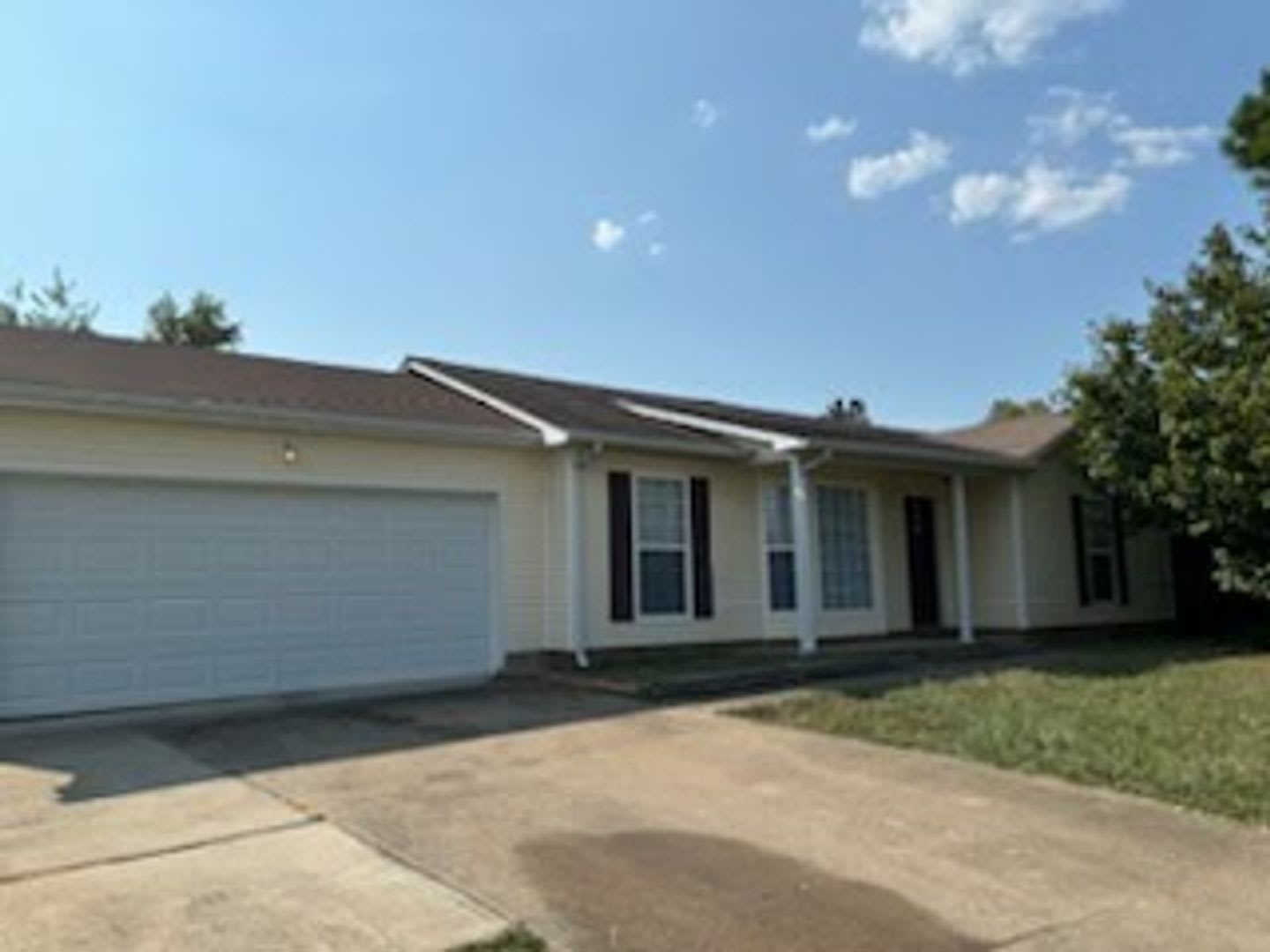 959 Van Buren Ave – photo 1