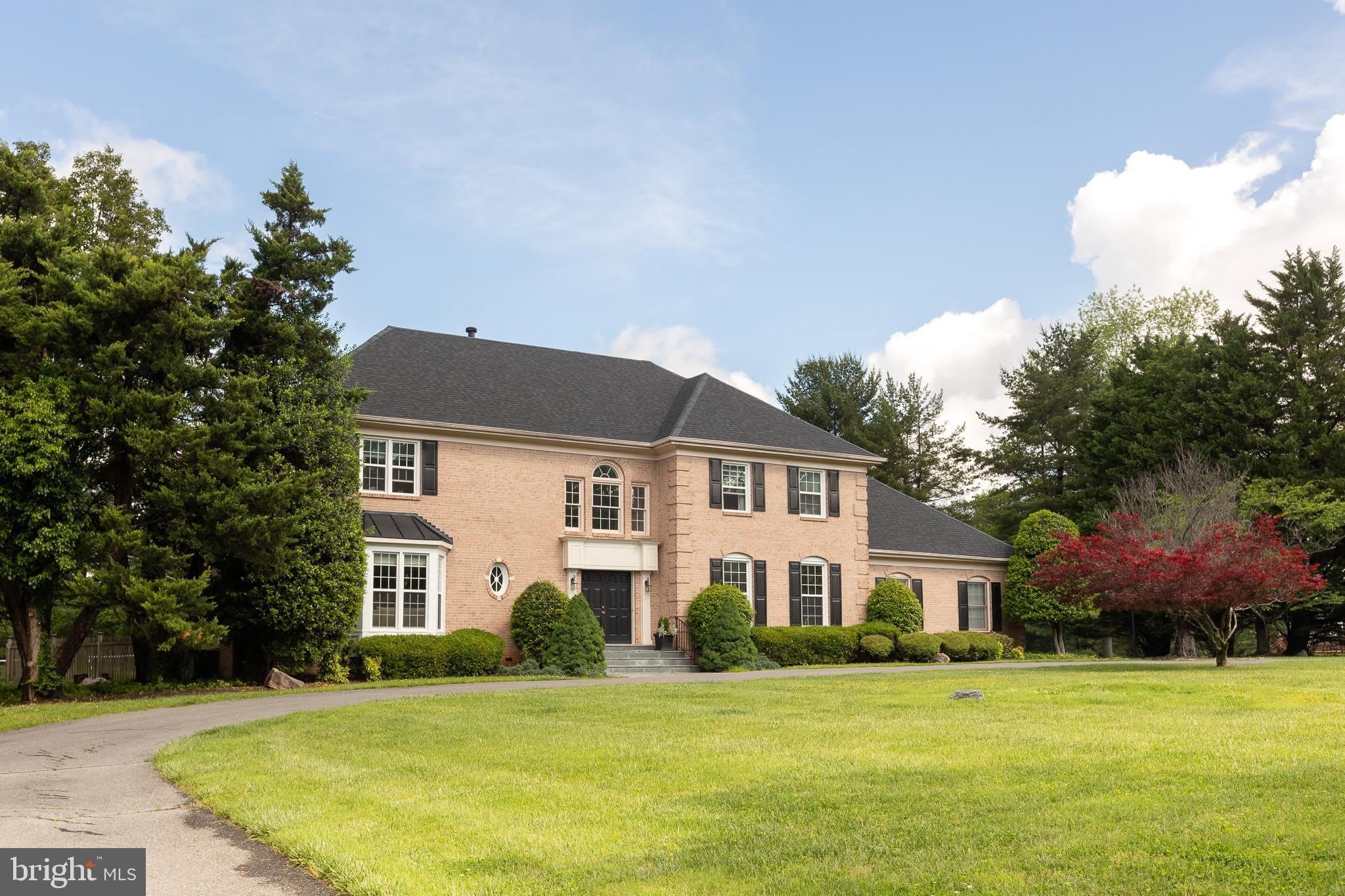 8809 SAUNDERS Lane – photo 5