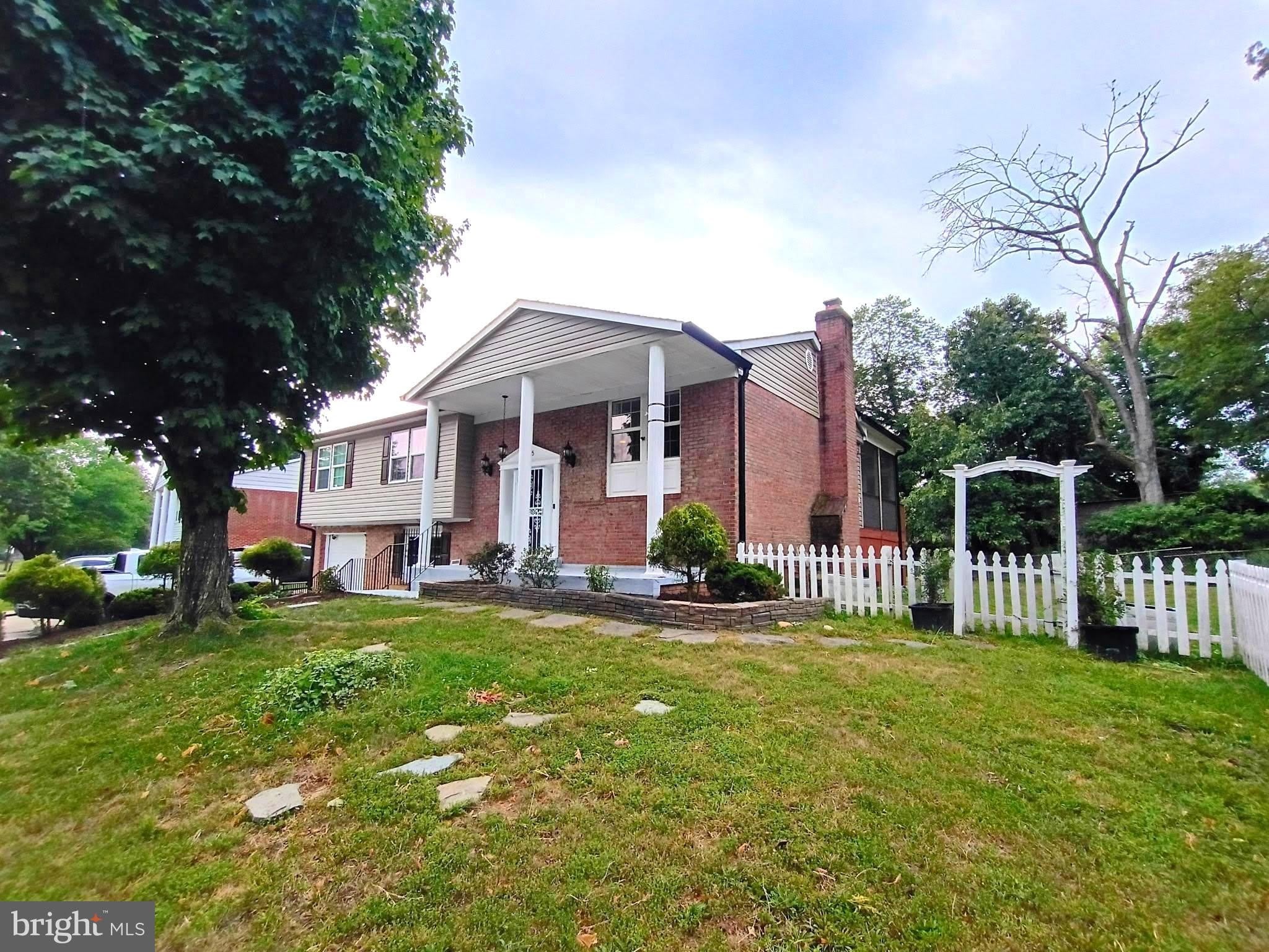 8705 LOUGHRAN Road – photo 2