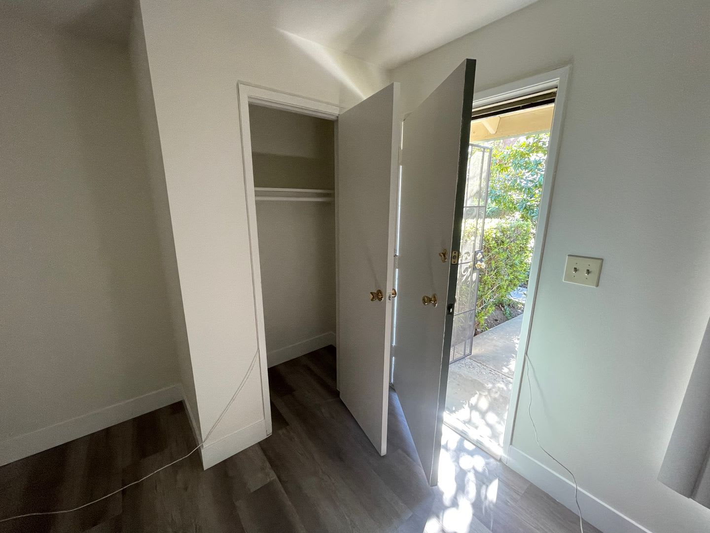 Cute 1 Bedroom 1 Bath Townhome for Rent – photo 3