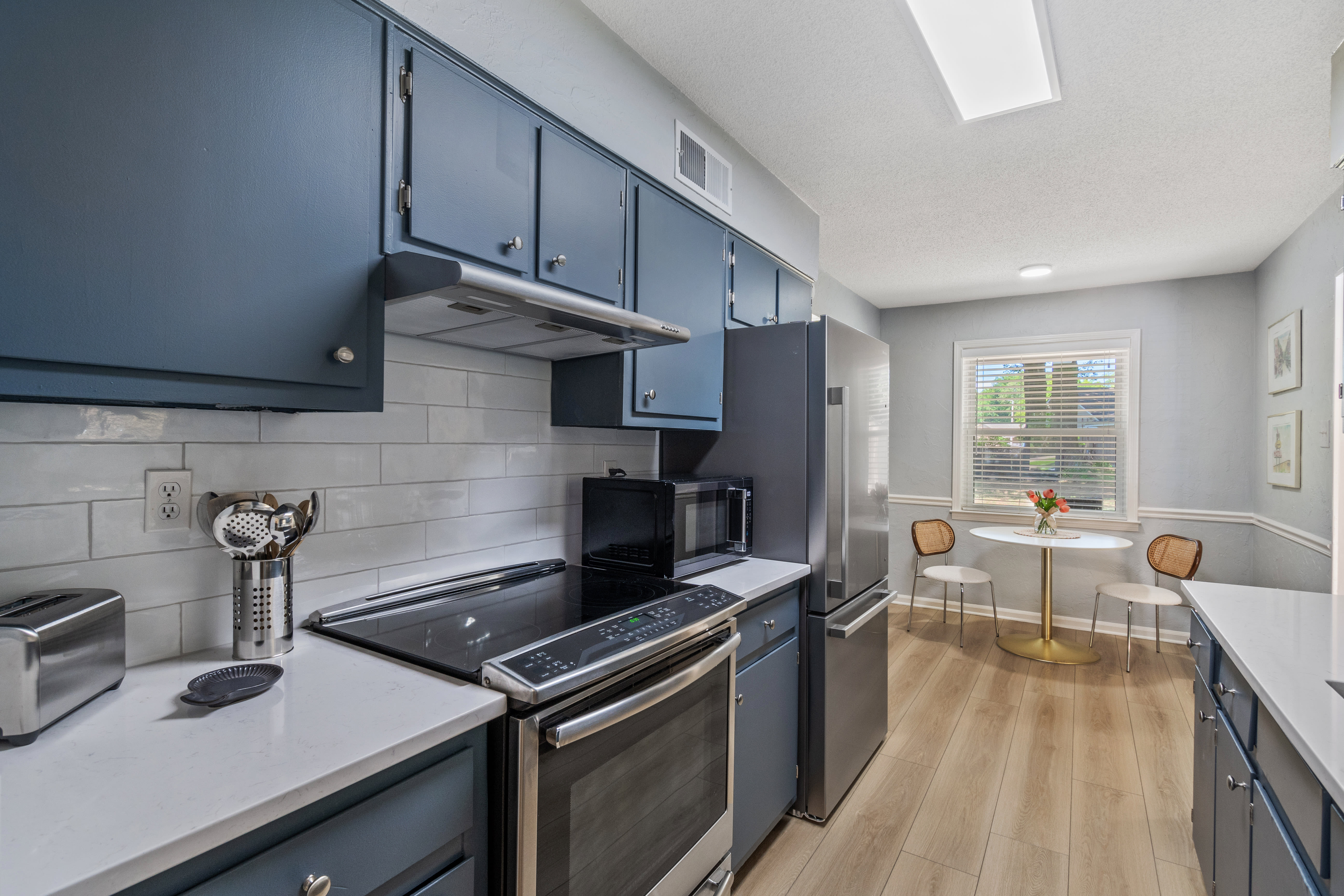 3262 W Earhart Dr – photo 5