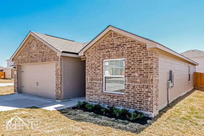 305 Silvercrest Lane – photo 2