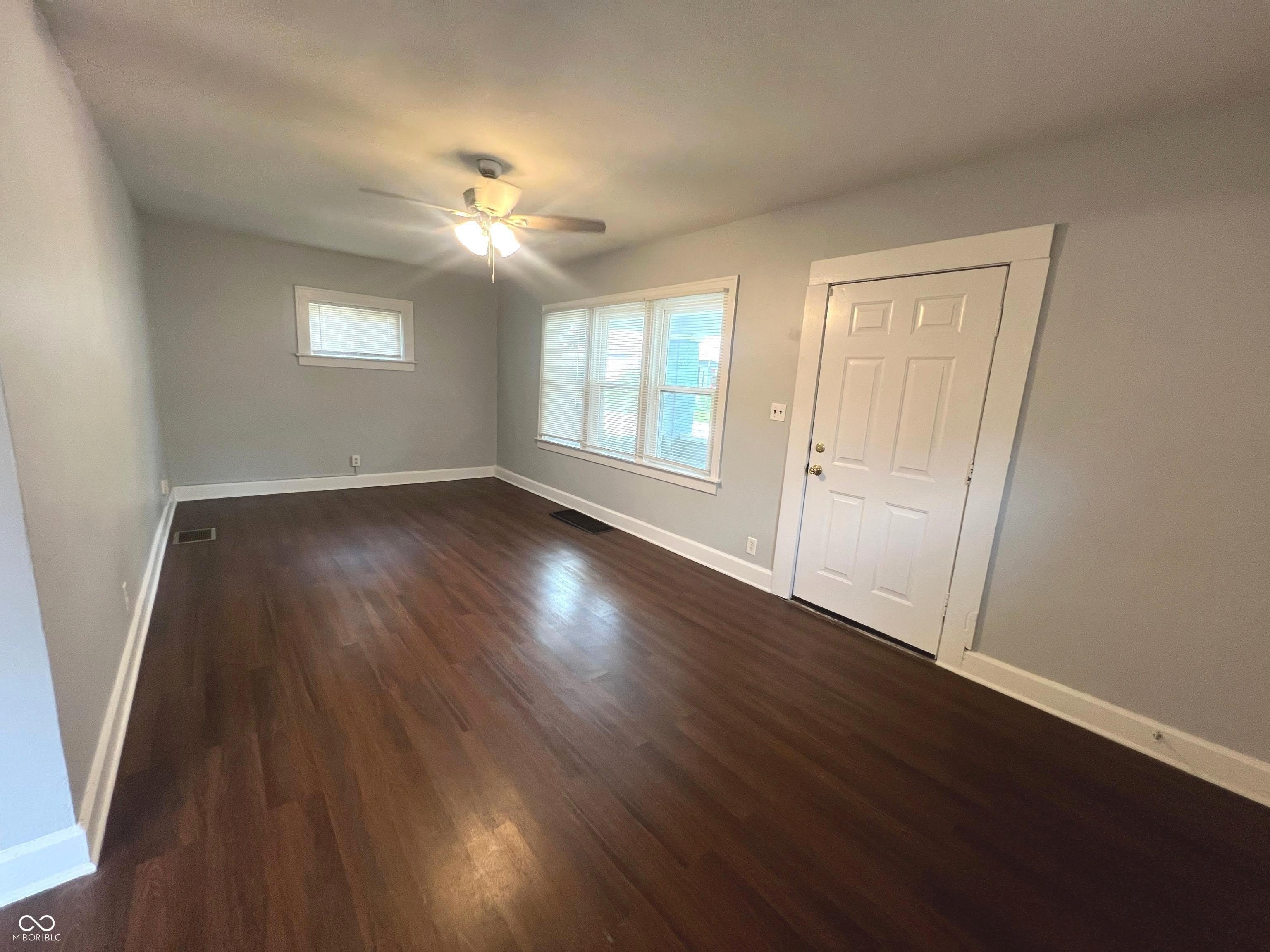 411 W 39Th Street – photo 4