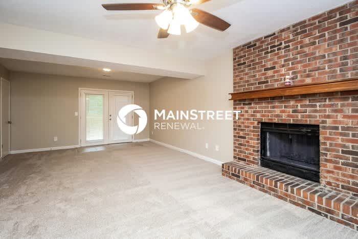 2178 Sara Ashley Way – photo 3