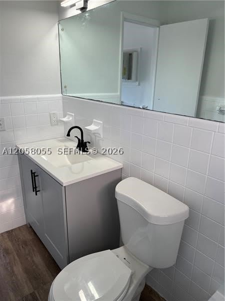 5741 NE 18th Ave – photo 4