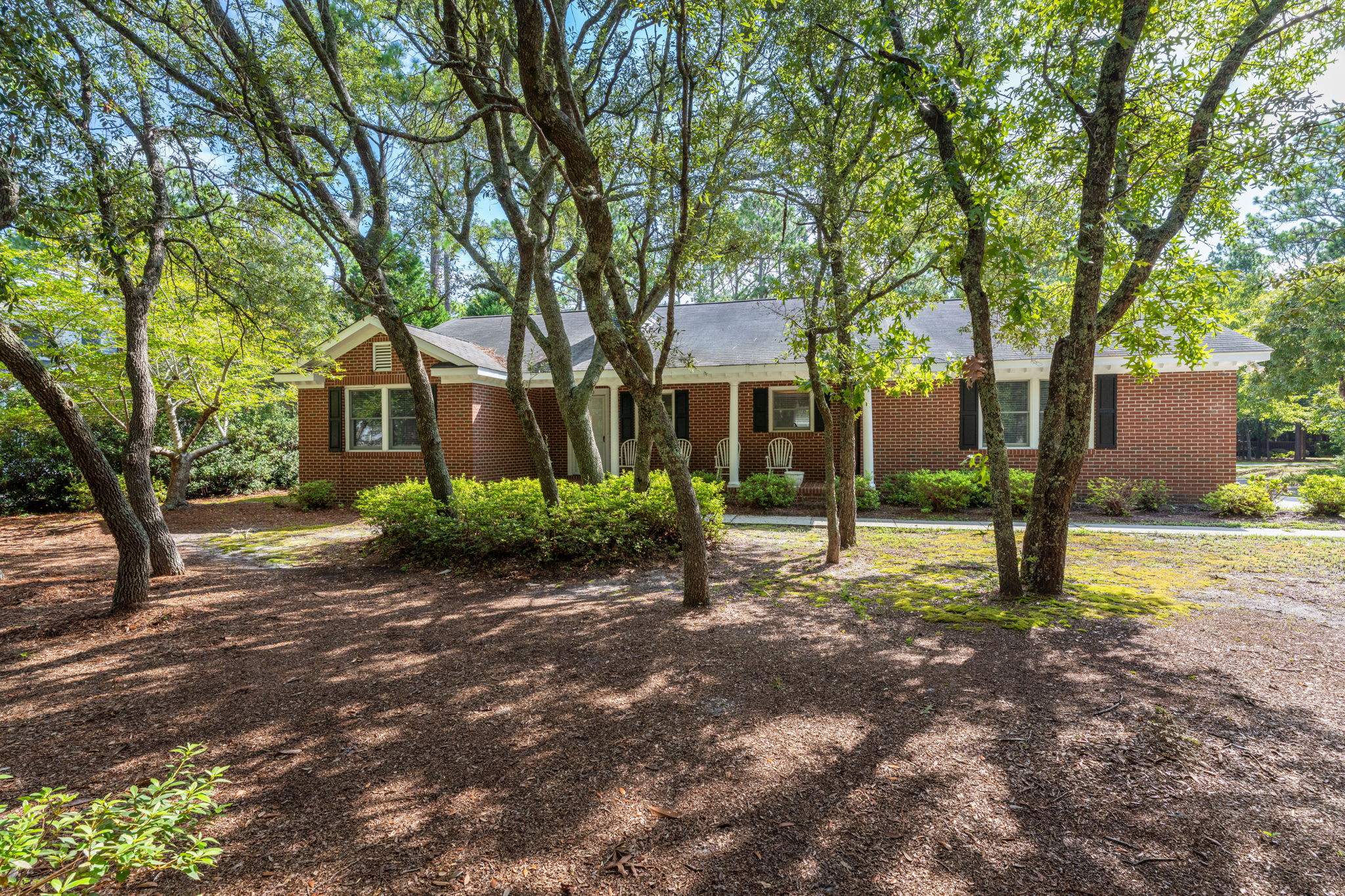 320 Mendenhall Drive – photo 1