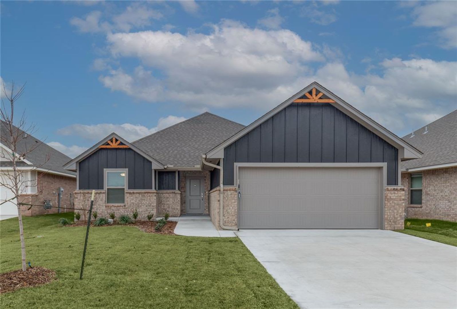 Beautiful 4 Bedroom 2 Bathroom Home in Cedar Lane Community with Storm Shelter (Neighborhood Pool and Park) – photo 1
