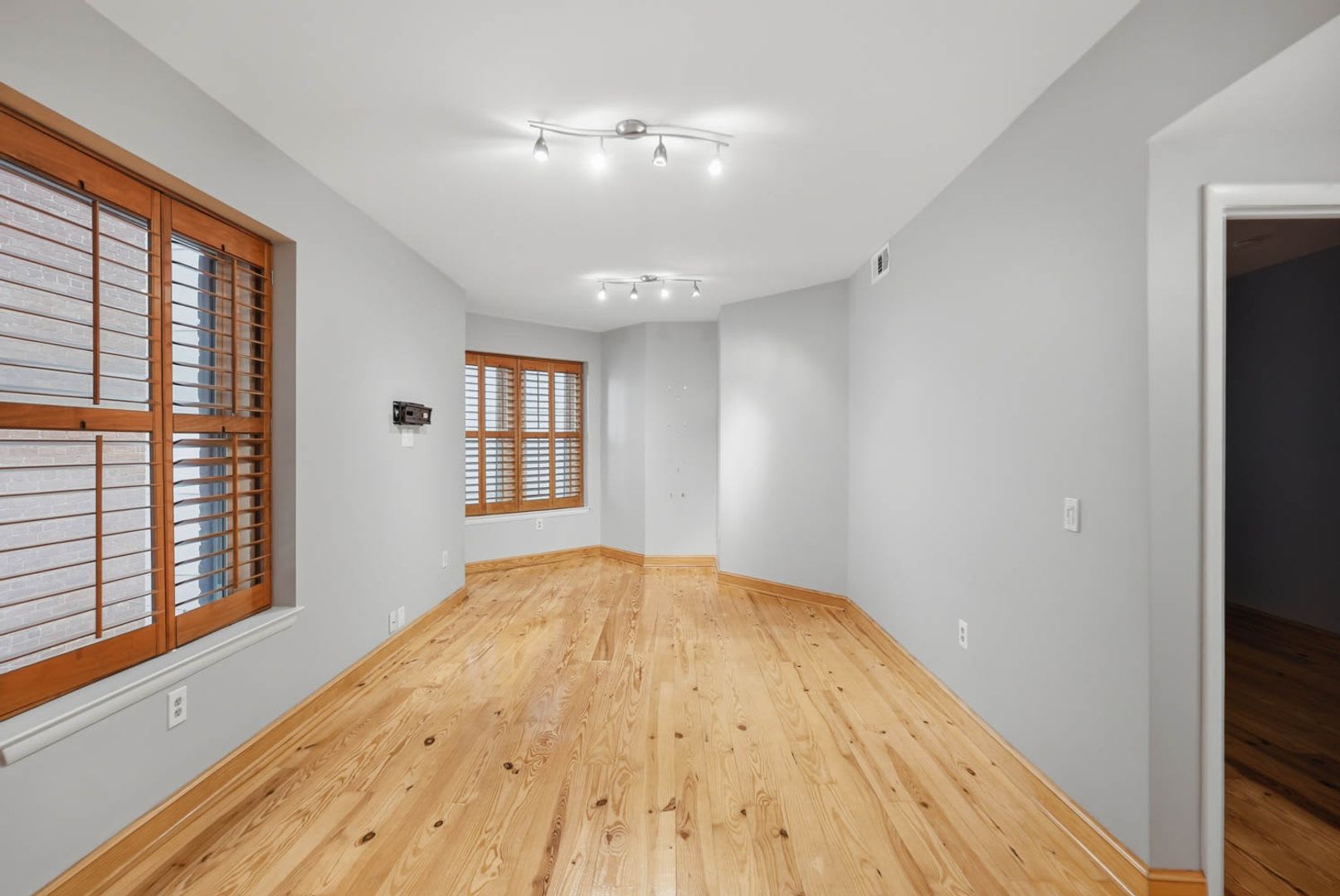 Adams Morgan Condo – photo 1