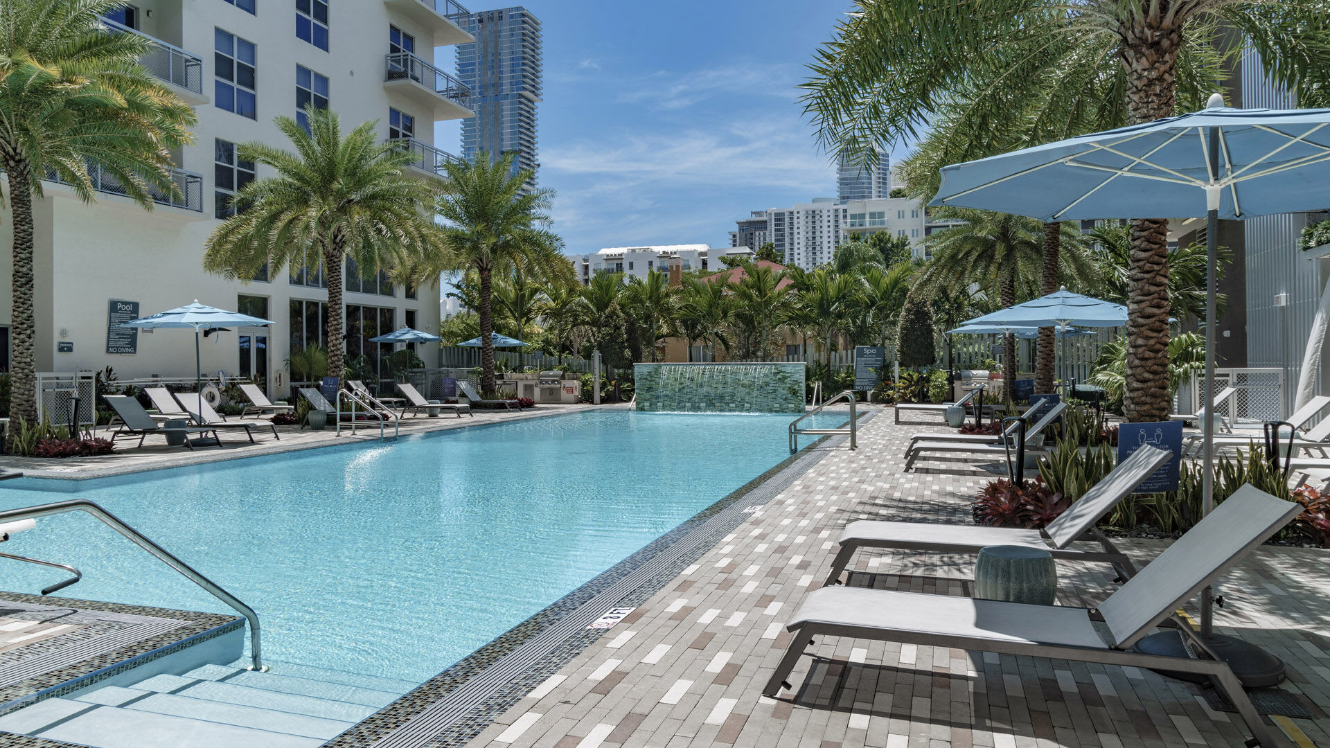 Blu27 at Edgewater – photo 2