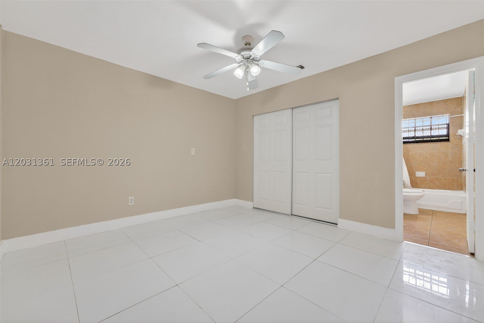 18930 NW 44th Ct – photo 4
