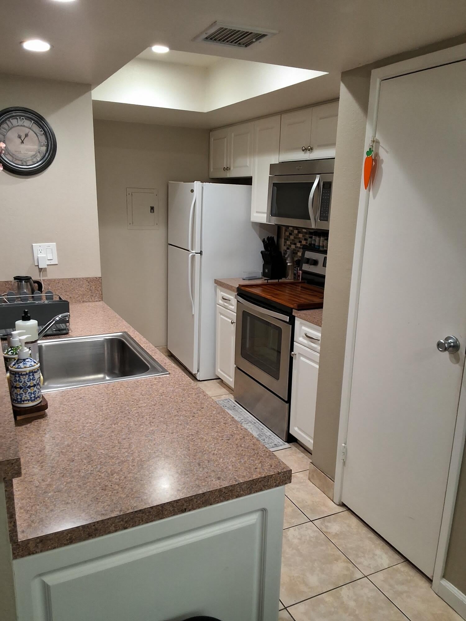 72599 Edgehill Drive – photo 4