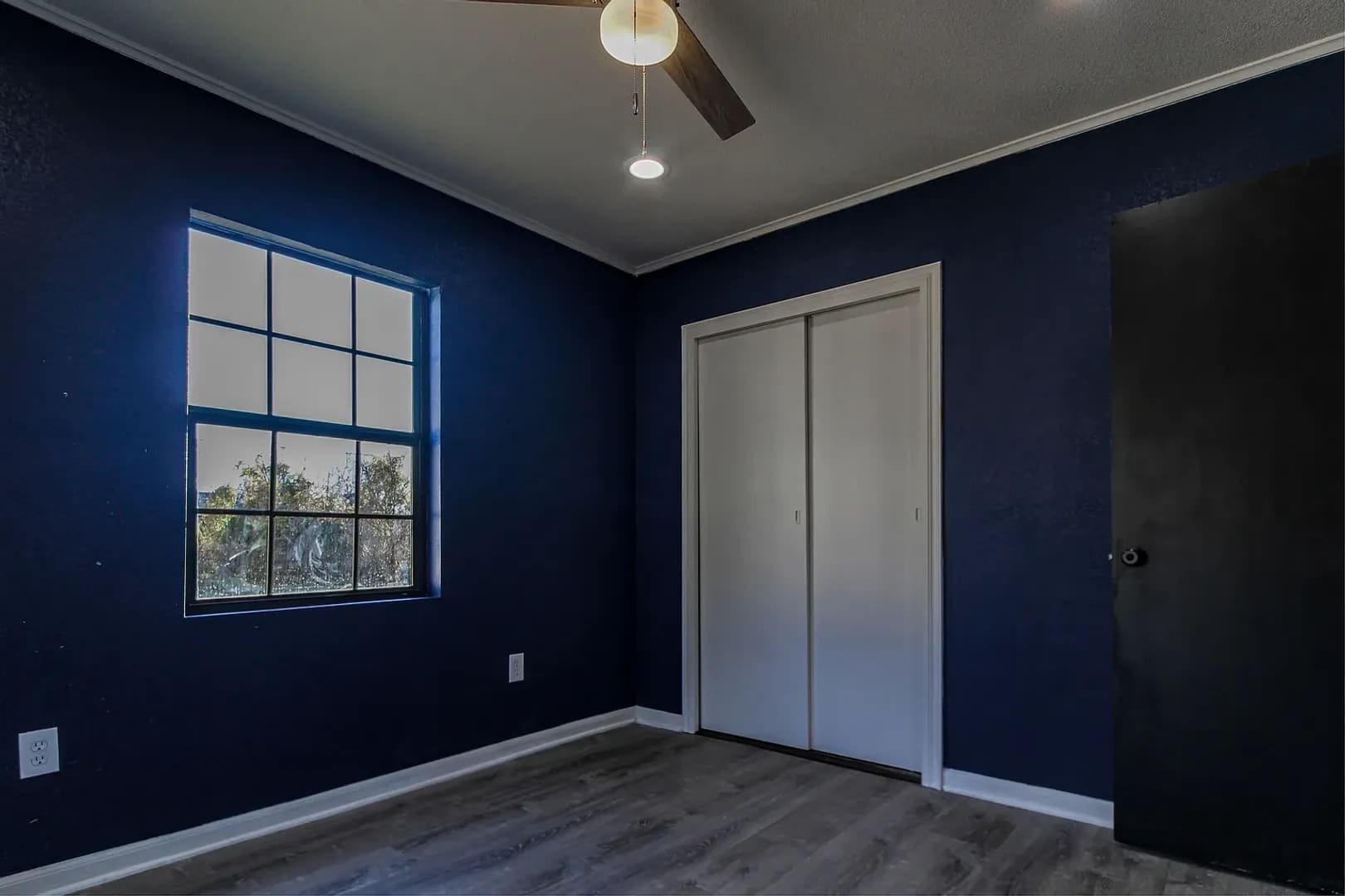 Charming 2 Bedroom Home In Tulsa S Vibrant Community – photo 2
