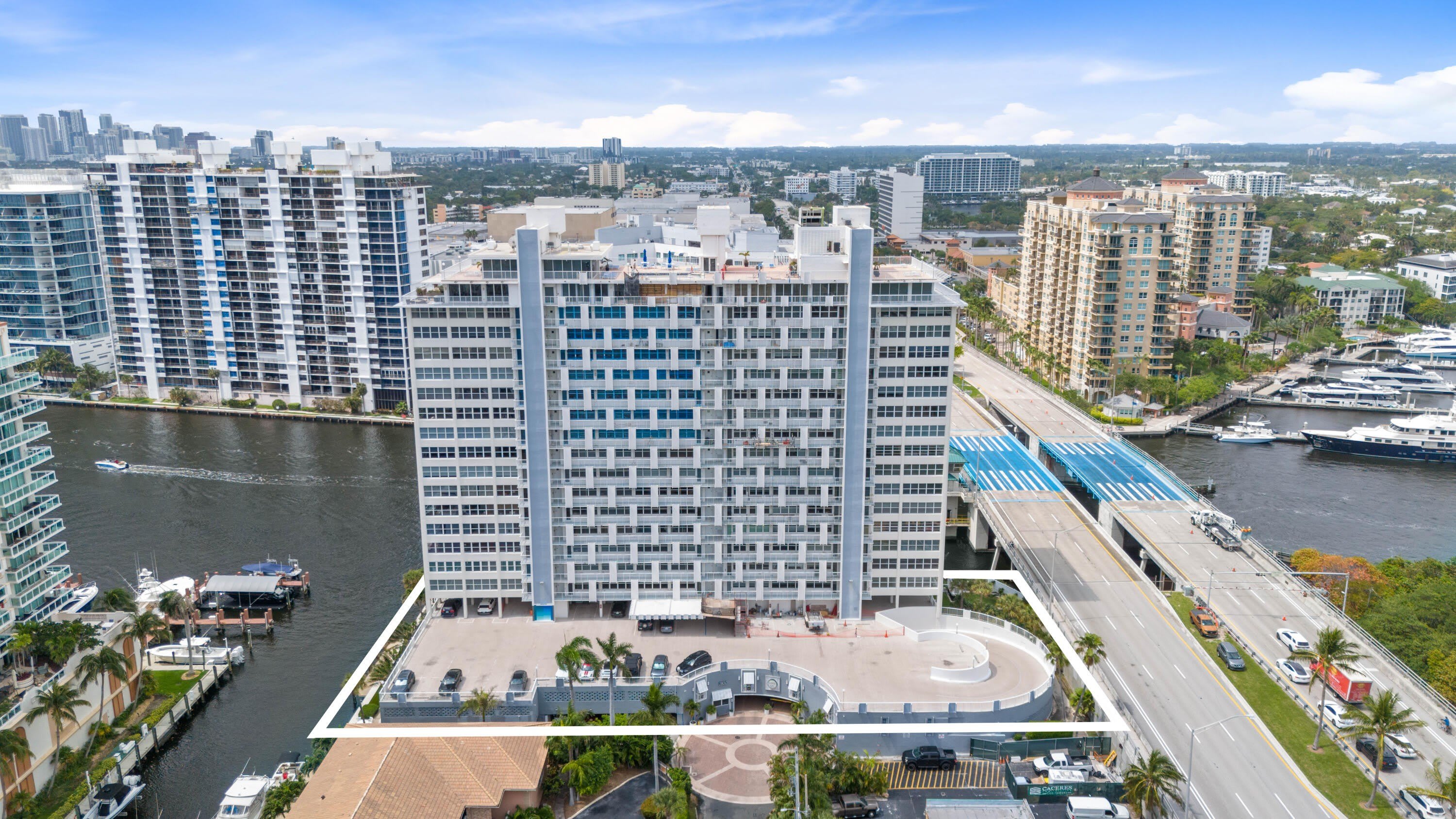 2800 E Sunrise Boulevard – photo 4