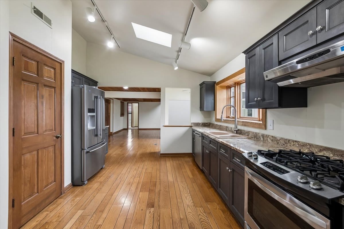 1858 Princeton Circle – photo 3