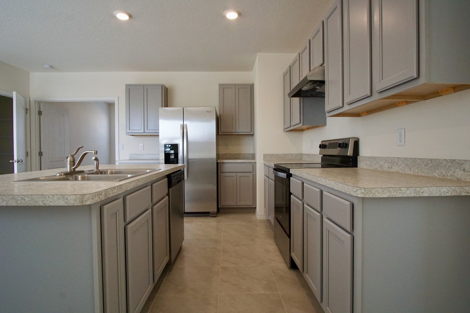 Single-family home in Davenport, FL! – photo 5