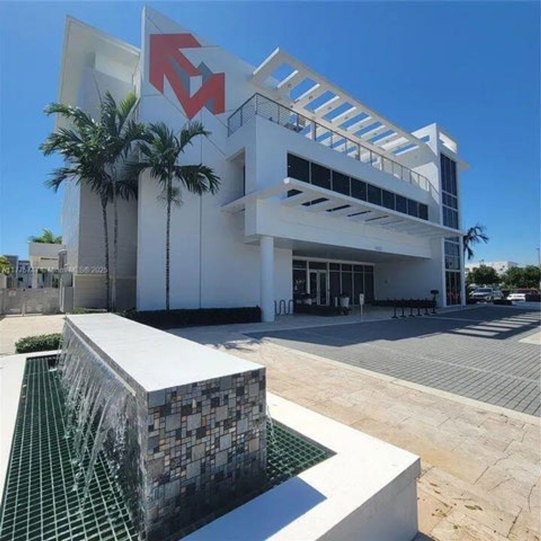 6361 Nw 103Rd Passage Doral Fl 33178 – photo 5